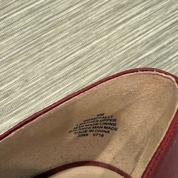 Nine West Burgundy Heels with Bow Detail - Picture 9 of 9